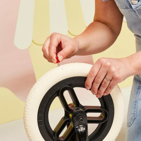 DRAISIENNE ENFANT 10 POUCES RUNRIDE 500 NOIRE/BEIGE â Image 6